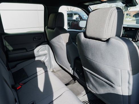 New 2026 Nissan Frontier SV image 25