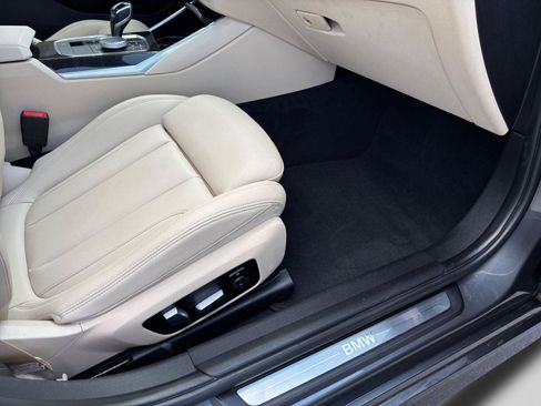 Used 2019 BMW 330i xDrive Sedan w/ Premium Package AWD/4WD image 48