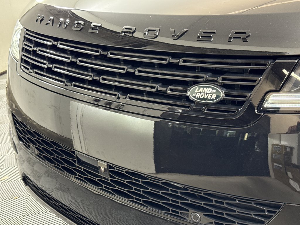 New 2027 Land Rover Range Rover Sport SE AWD/4WD image 12