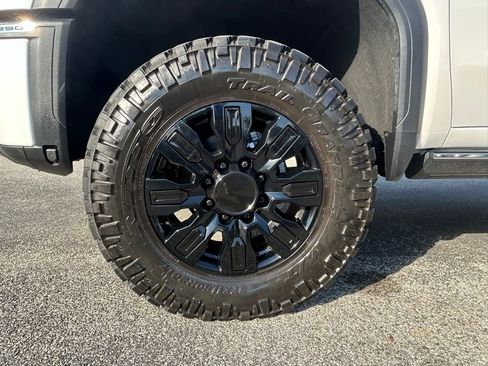 Used 2025 GMC Sierra 2500 Denali Ultimate w/ Max Trailering Package image 10