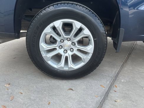 Used 2022 Chevrolet Silverado 1500 LTZ w/ LTZ Convenience Package II image 5