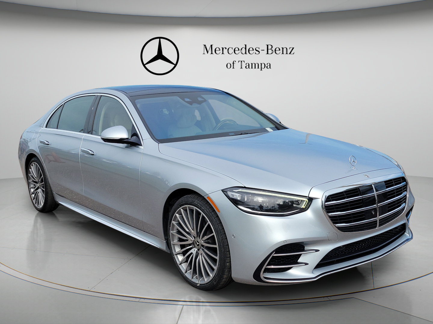 Certified 2022 Mercedes-Benz S 580 4MATIC Sedan image 4