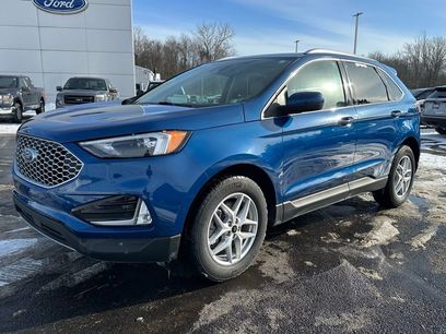 Used 2024 Ford Edge SEL w/ Convenience Package