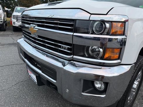 Used 2017 Chevrolet Silverado 3500 LTZ w/ Duramax Plus Package AWD/4WD image 10
