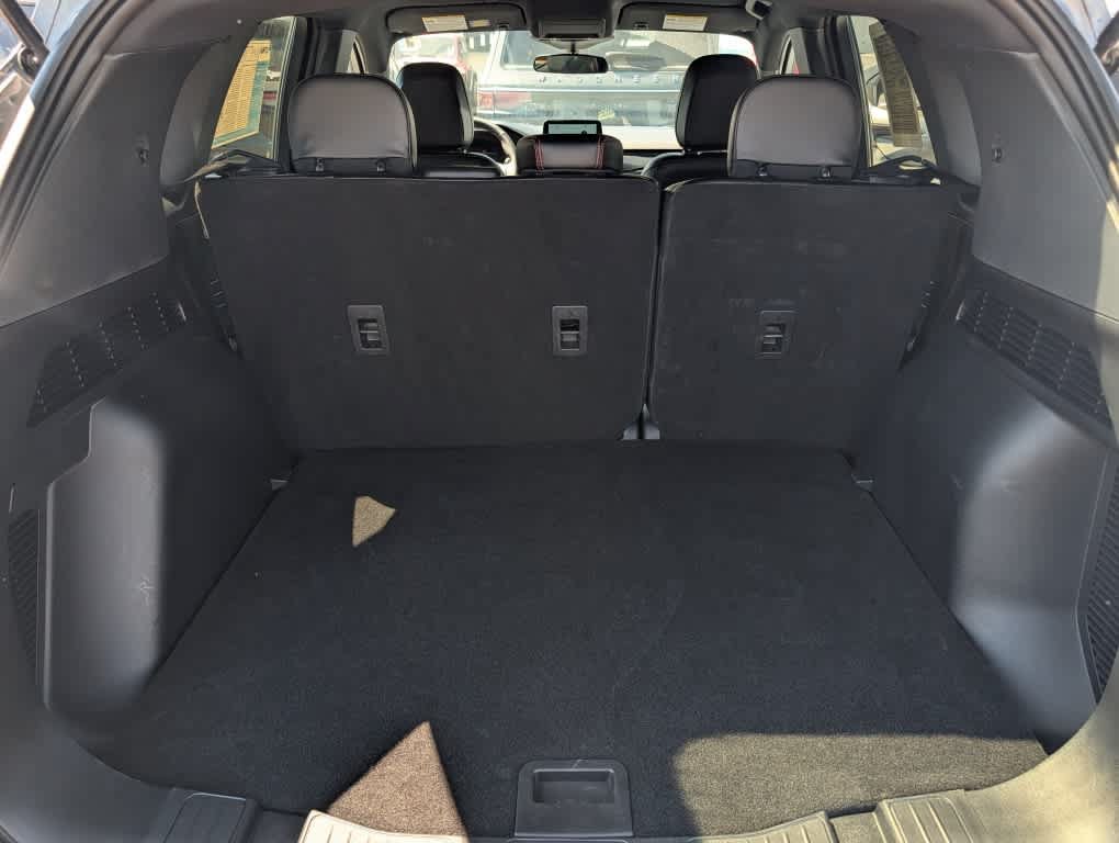 Used 2025 Ford Escape ST-Line AWD/4WD image 13