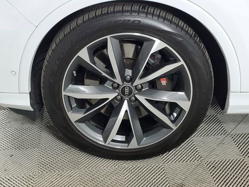 Certified 2022 Audi SQ7 Prestige w/ Prestige Package image 17