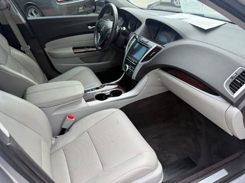 Used 2017 Acura TLX V6 w/ Technology Package FWD image 11
