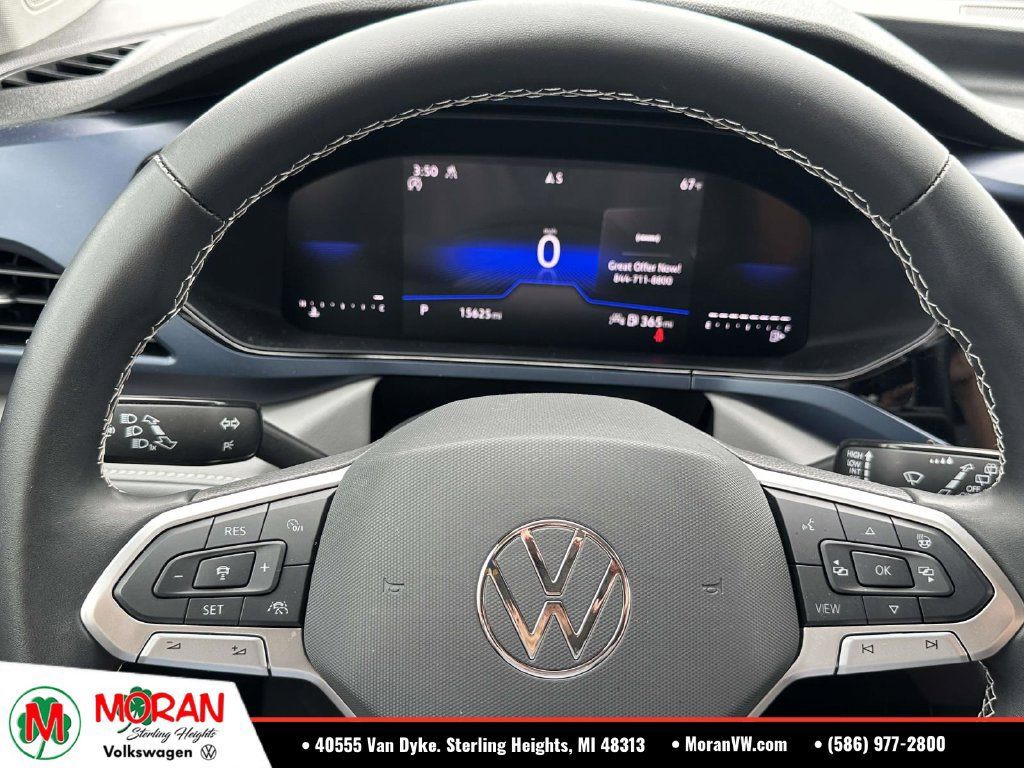 Certified 2024 Volkswagen Taos SE AWD/4WD image 21