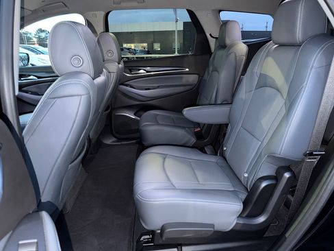 Used 2020 Buick Enclave Essence w/ Sound and Sites Package image 26