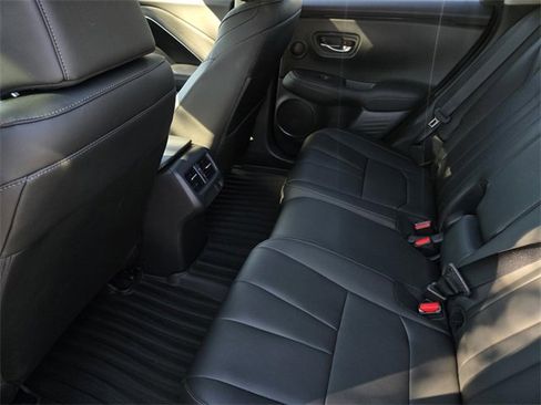 Certified 2025 Acura ADX Base image 12