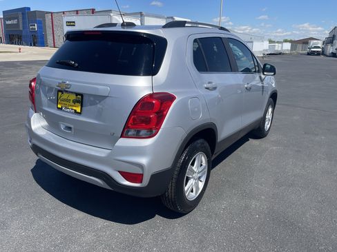 Used 2017 Chevrolet Trax LT AWD/4WD image 8