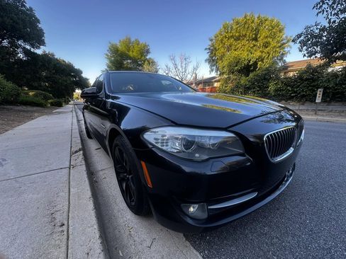 Used 2012 BMW 528i Sedan image 8