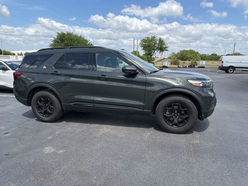 Used 2023 Ford Explorer Timberline image 2