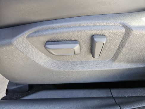 New 2026 Mitsubishi Eclipse Cross AWD image 9