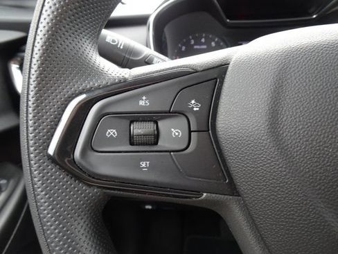Used 2023 Chevrolet TrailBlazer LT w/ Convenience Package AWD/4WD image 22