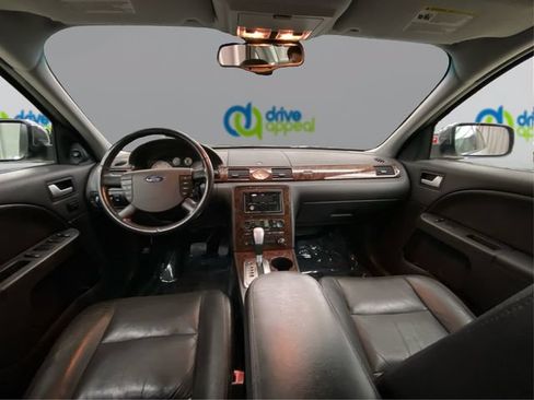 Used 2005 Ford Five Hundred Limited FWD image 30