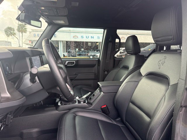 Used 2025 Ford Bronco Badlands AWD/4WD image 9