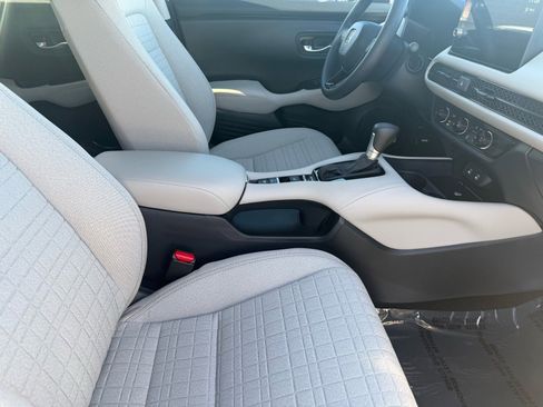 New 2026 Honda HR-V LX image 29