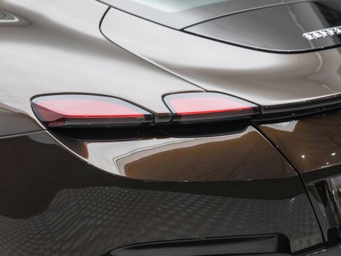 Certified 2022 Ferrari Roma image 19