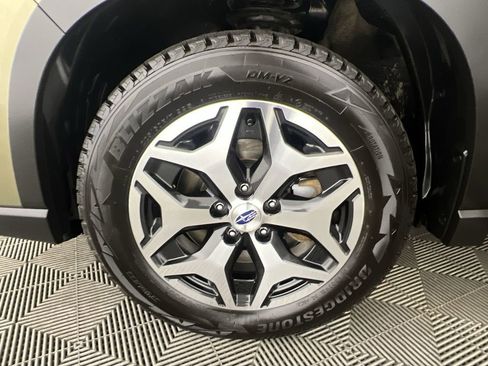 Used 2024 Subaru Forester Premium AWD/4WD image 32