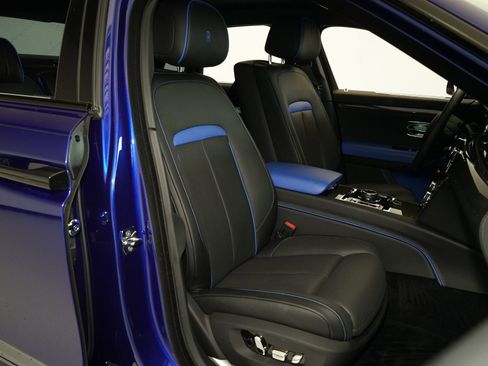 Used 2022 Rolls-Royce Ghost Black Badge image 12