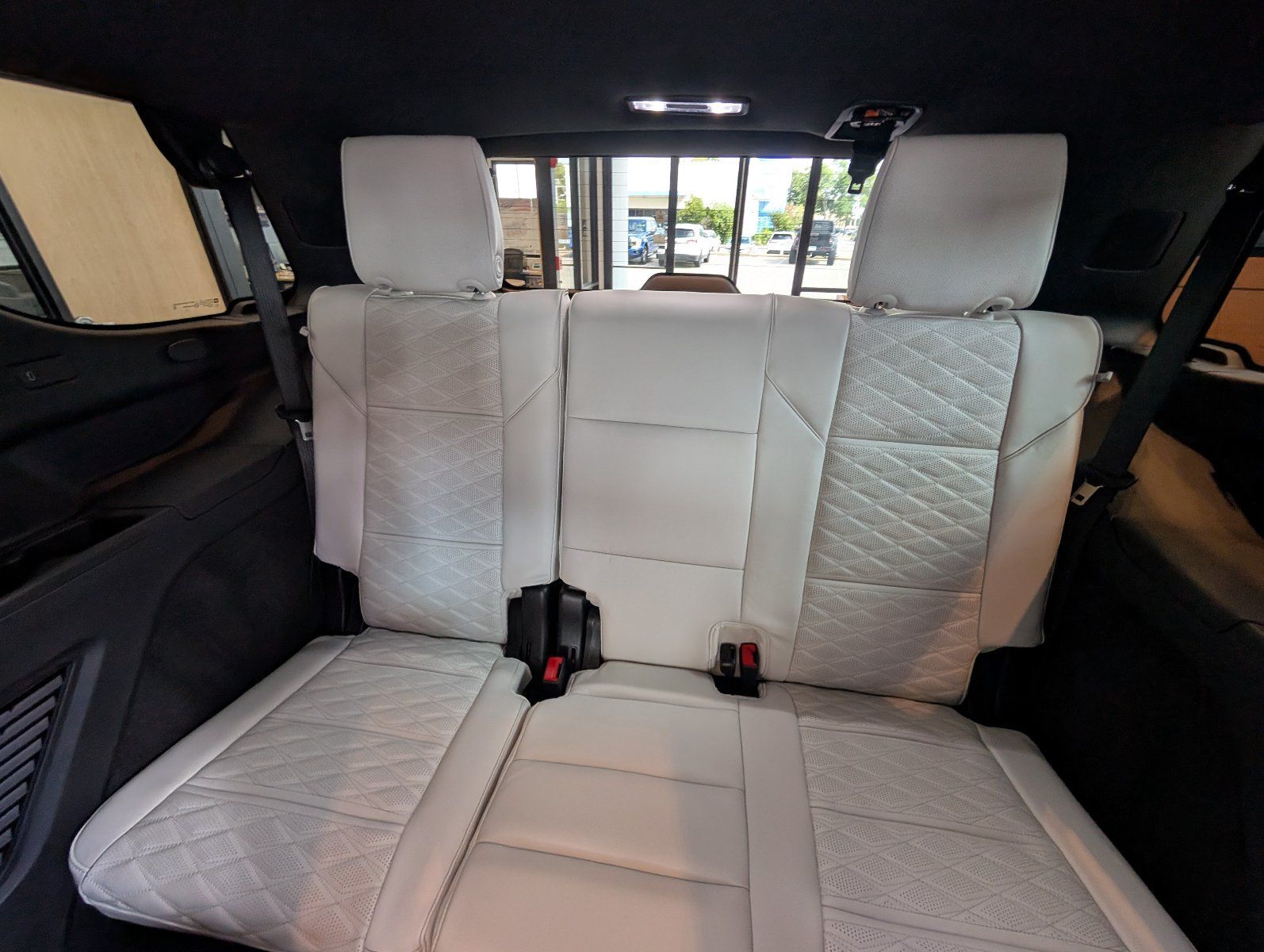 New 2026 Cadillac Escalade V w/ LPO, ONYX Package AWD/4WD image 26