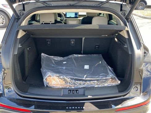 New 2026 Lincoln Corsair Reserve w/ Towing Package image 25