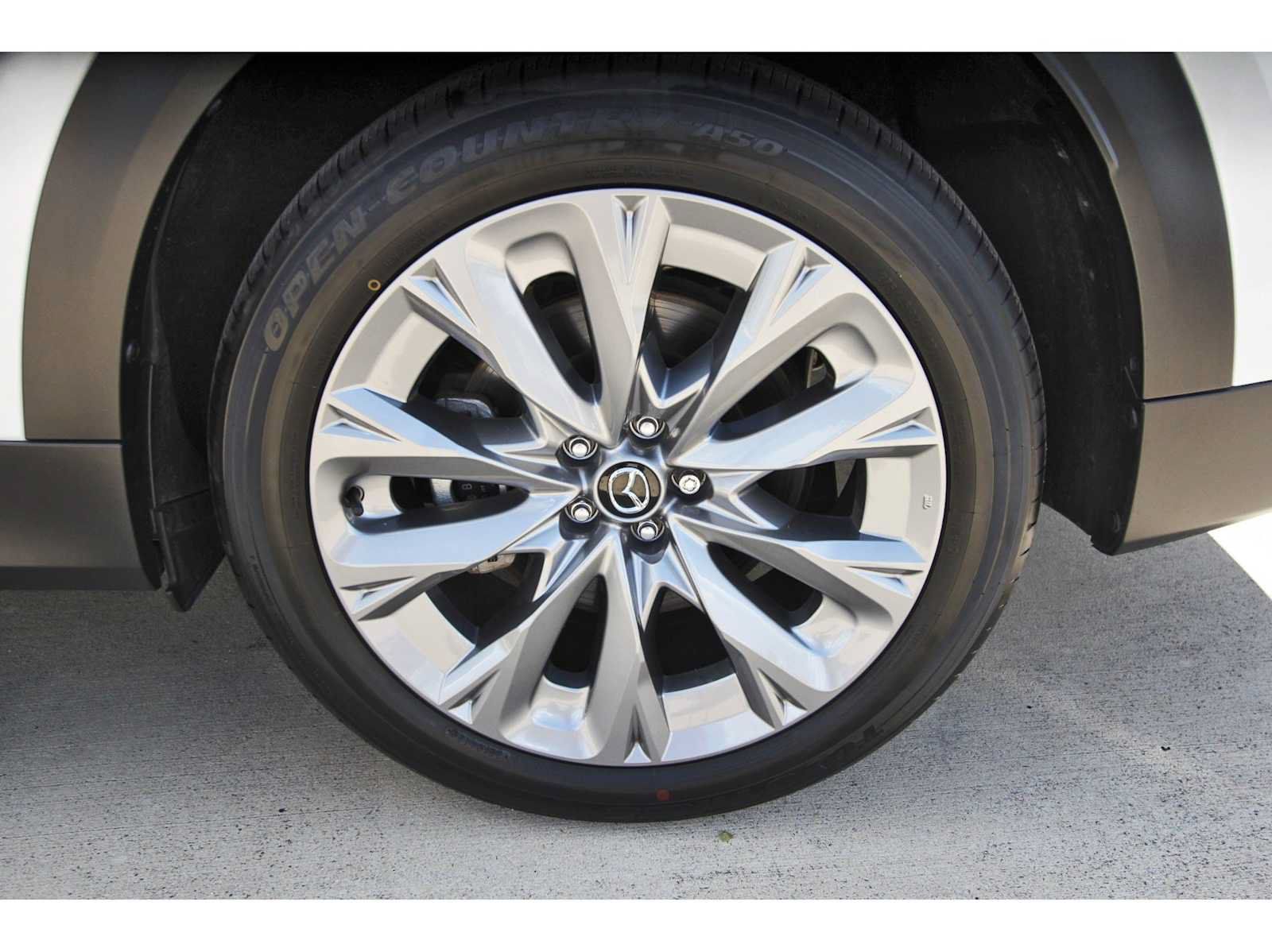 Used 2026 MAZDA CX-90 3.3 Turbo w/ Preferred Package AWD/4WD image 32