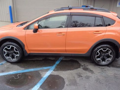 Used 2014 Subaru Crosstrek 2.0i Limited AWD/4WD image 10