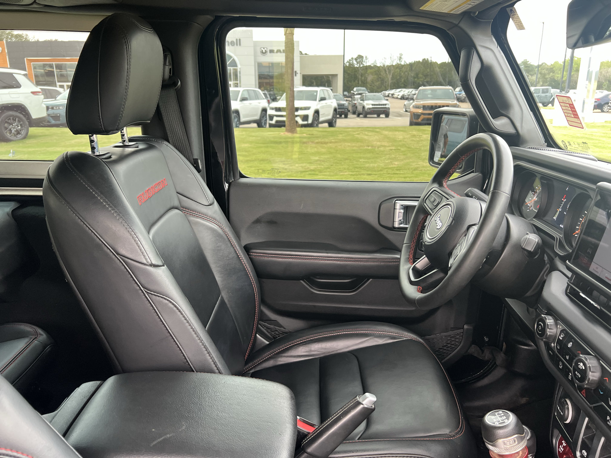 Certified 2024 Jeep Wrangler Rubicon AWD/4WD image 14