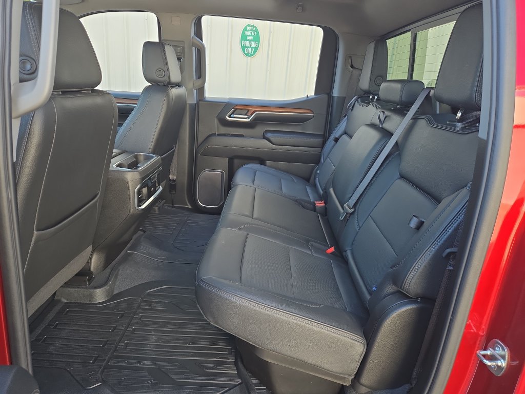 Used 2023 GMC Sierra 1500 Denali w/ Technology Package AWD/4WD image 15