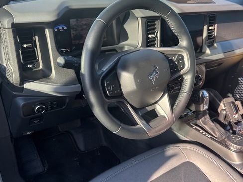 Used 2024 Ford Bronco Big Bend image 11
