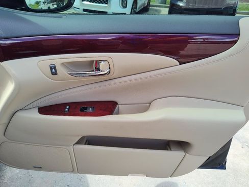 Used 2008 Lexus LS 460 RWD image 21
