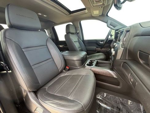 Used 2023 GMC Sierra 2500 Denali w/ Denali Ultimate Package AWD/4WD image 16