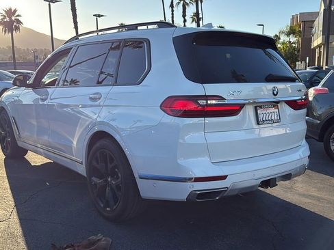Used 2021 BMW X7 xDrive40i w/ Cold Weather Package image 5