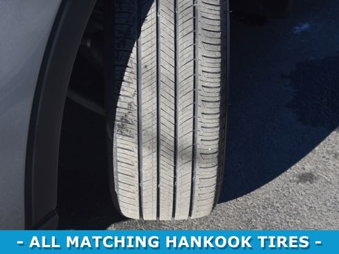 Used 2024 Honda HR-V LX image 31