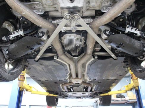 Used 2022 BMW ALPINA XB7 ALPINA XB7 Sports Activity Veh image 96