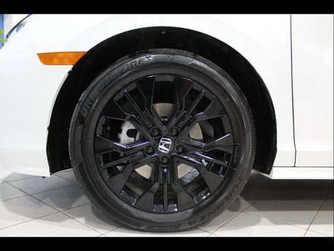 Certified 2025 Honda Odyssey Sport-L image 9