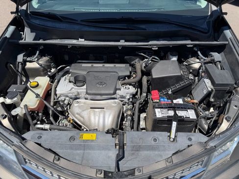 Used 2013 Toyota RAV4 LE AWD/4WD image 25