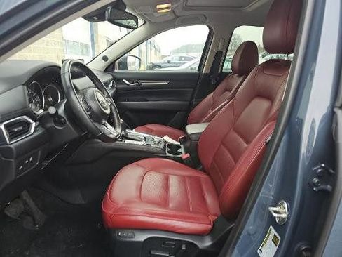 Used 2023 MAZDA CX-5 Carbon Edition image 2