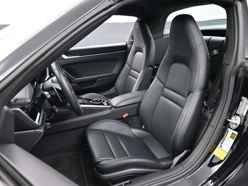 Certified 2024 Porsche 911 Targa 4S AWD/4WD image 5