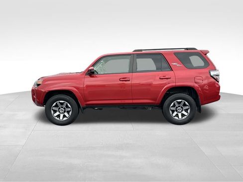 Used 2020 Toyota 4Runner TRD Off-Road image 4