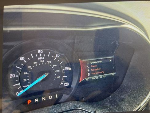 Used 2019 Ford Fusion SE image 10