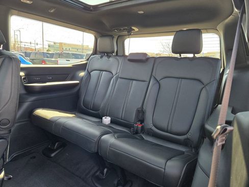 New 2026 Jeep Grand Wagoneer Limited AWD/4WD image 30