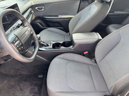 Used 2025 Kia K4 LXS image 25