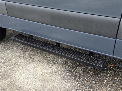 Used 2019 Mercedes-Benz Sprinter 144 image 21