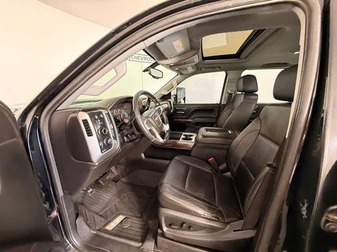 Used 2019 GMC Sierra 3500 SLT AWD/4WD image 18