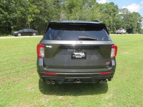 Used 2020 Ford Explorer ST w/ Premium Technology Package AWD/4WD image 7