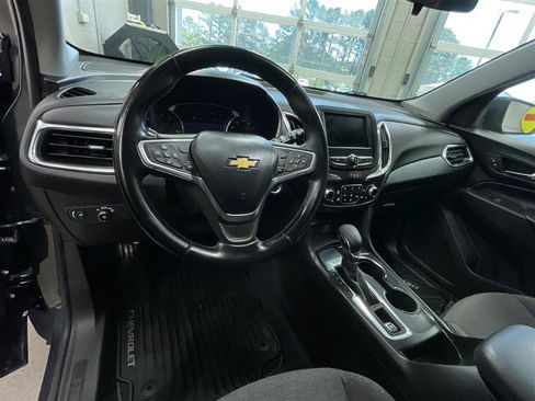Used 2023 Chevrolet Equinox LT FWD image 13