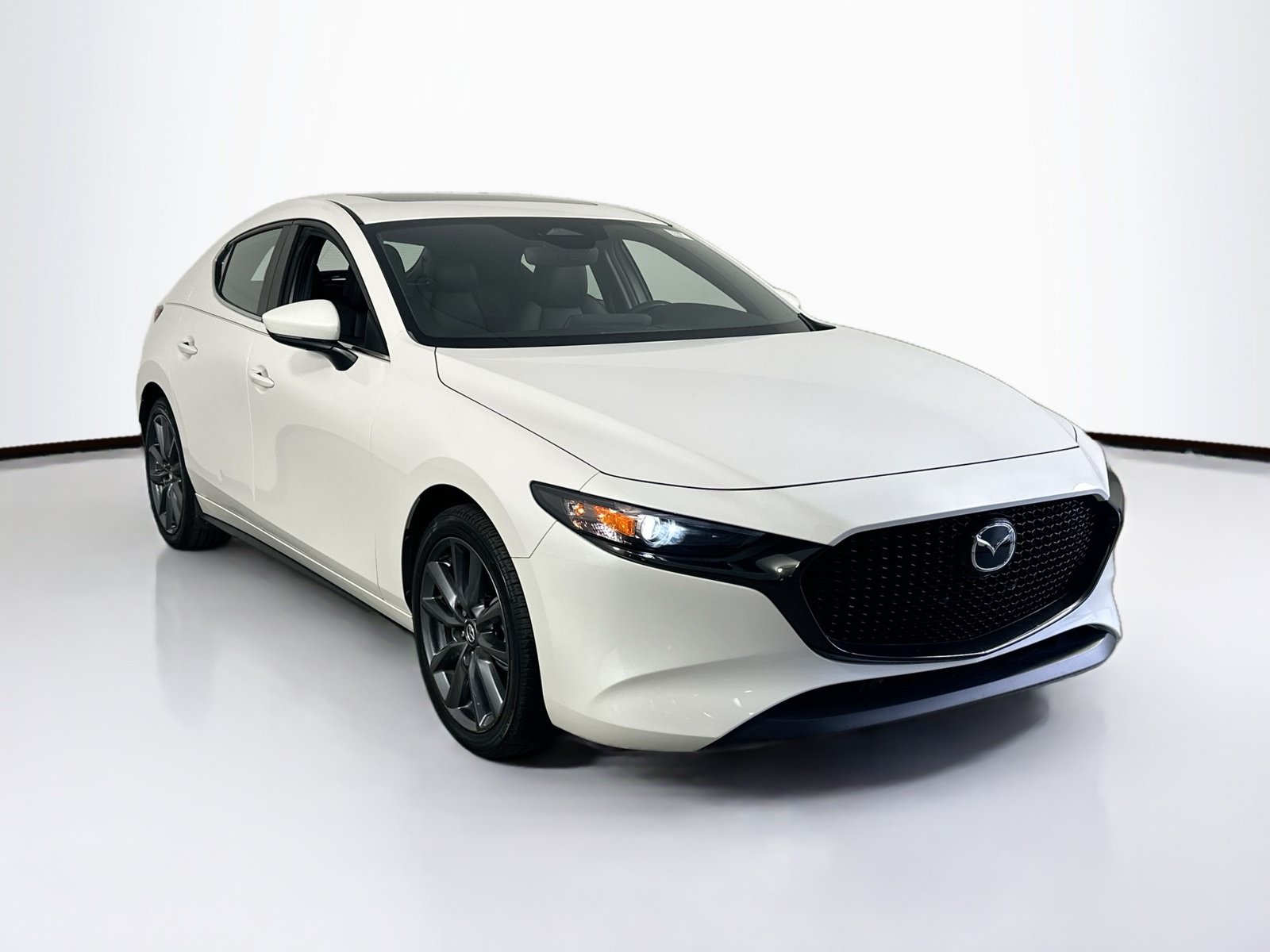 Used 2025 MAZDA MAZDA3 s FWD image 3